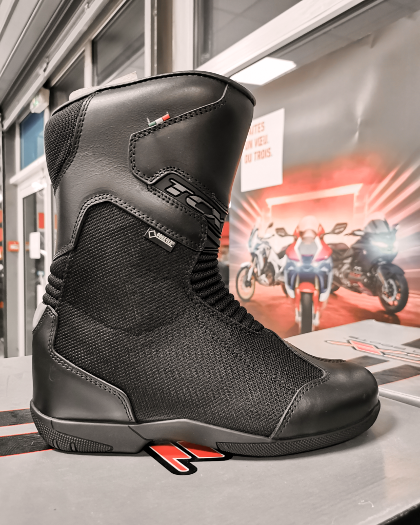 botte moto pour homme petite taille